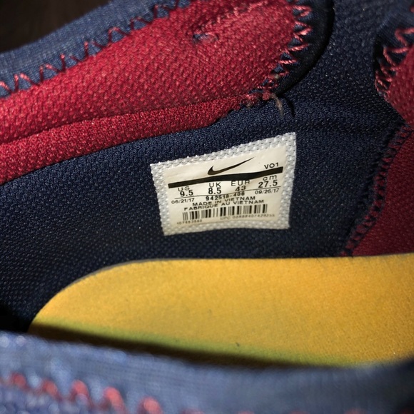 Nike Lebron Witness II in College Navy Team Red - Picture 5 of 5
